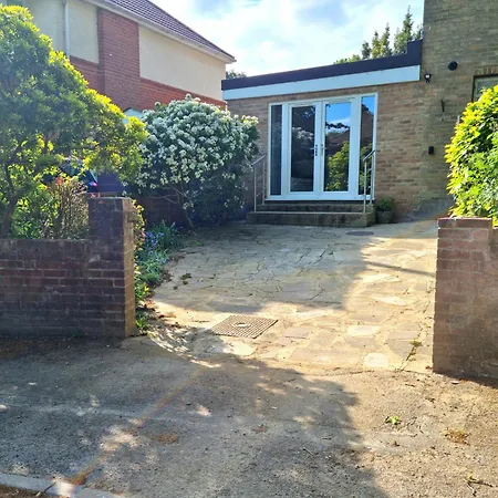 Peaceful Place, Free Parking & Private Entrance-2